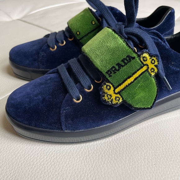 Prada Sneakers - Picture 4 of 5